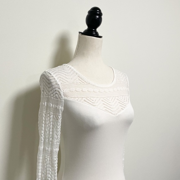 H&M Sheer Lace Blouse Stretch NWT *stain* - Picture 3 of 10